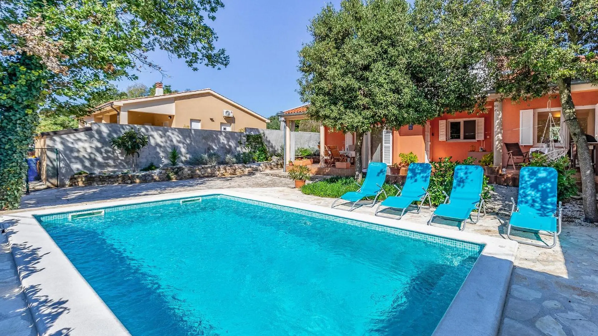 3 Bedroom Lovely Home In Barbariga Croatia